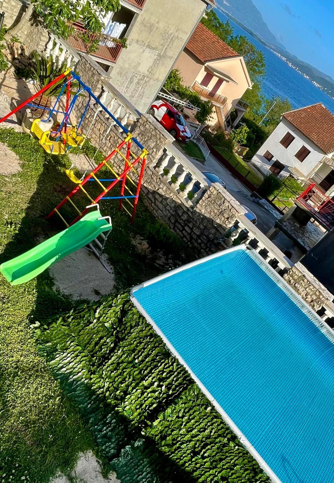 Aparthotel Family House With Pool & Sea View à Bijela Extérieur photo