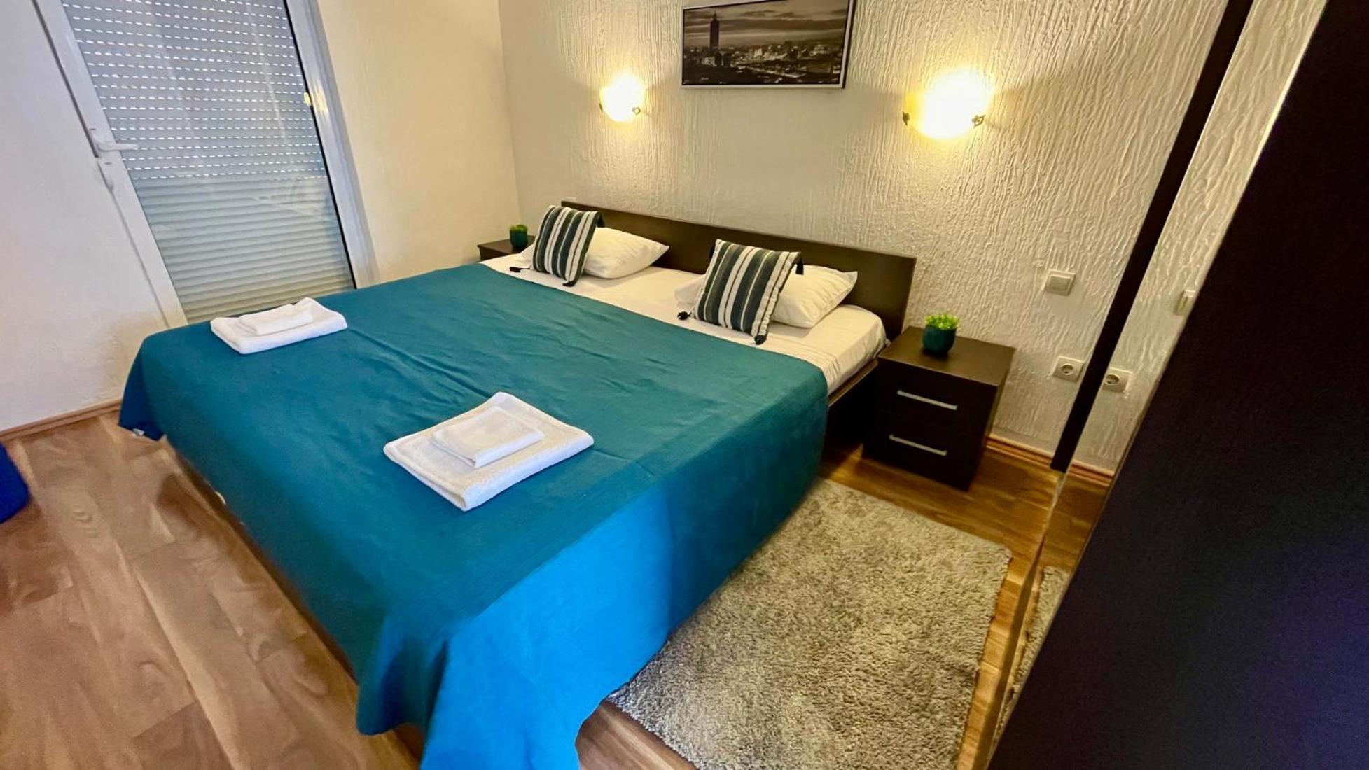 Aparthotel Family House With Pool & Sea View à Bijela Extérieur photo